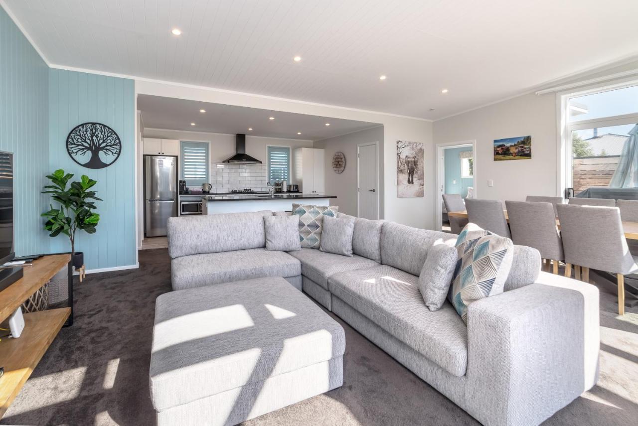 Blue Bungalow Martinborough Eksteriør billede