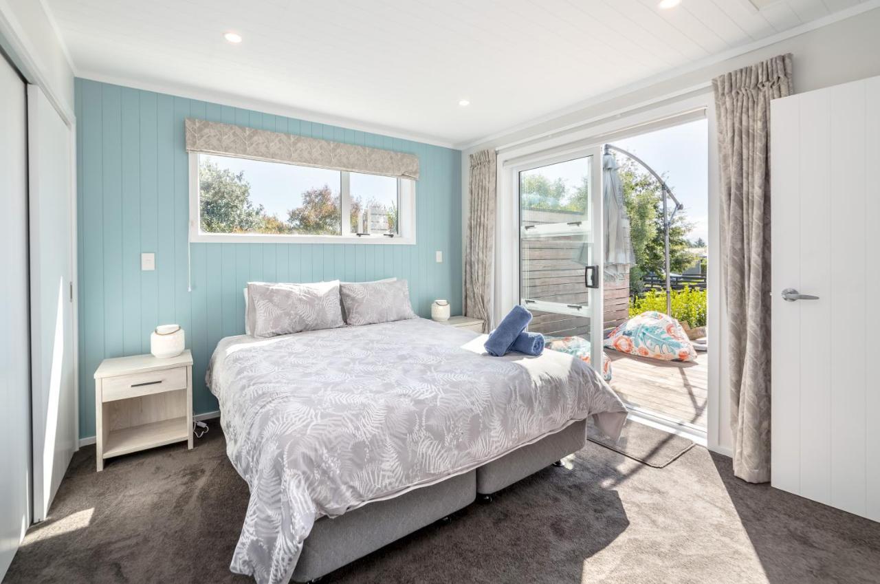 Blue Bungalow Martinborough Eksteriør billede